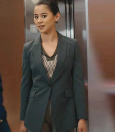 Sarah Franklin Matlock 2025 Leah Lewis Grey Blazer