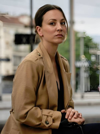 Alice Monroe Vanished S01 Coat