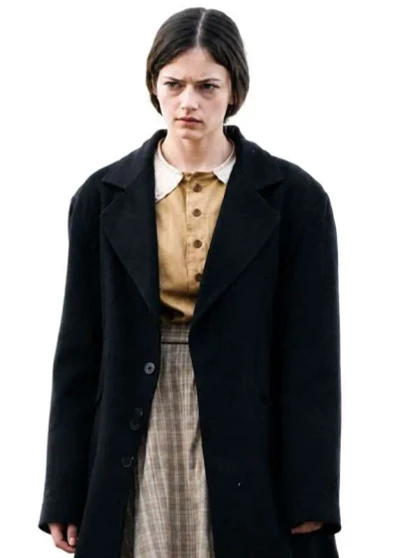 Mackenzie Foy The Isolate Thief  Coat