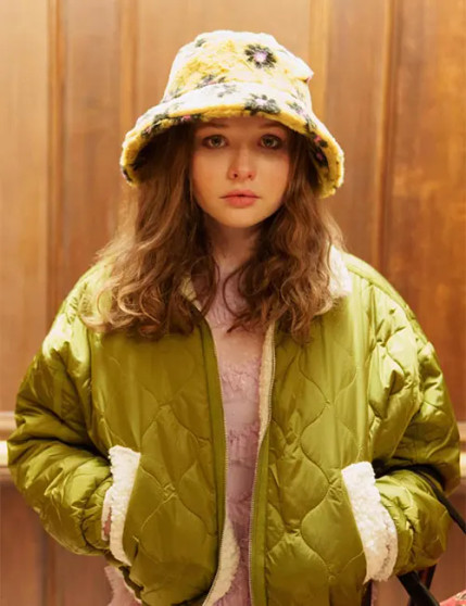 Zoe Margaret Only Murders in the Building S02 Jacket