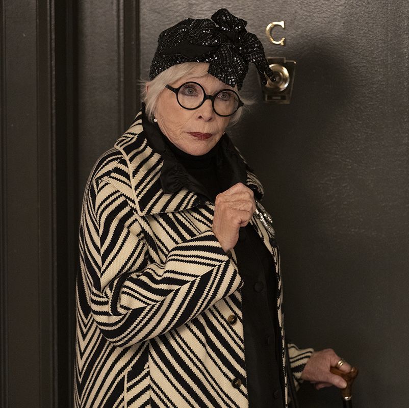 Leonora Folger Only Murders in the Building S02 Coat