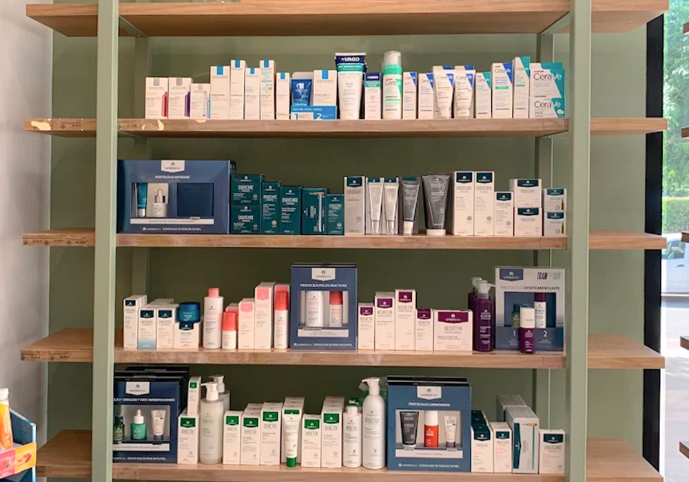 Porductos dermofarmacie en Farmacia Cañelles