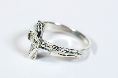 Crucifix Ring