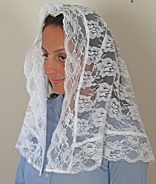 Mantillas and Lace Scarves