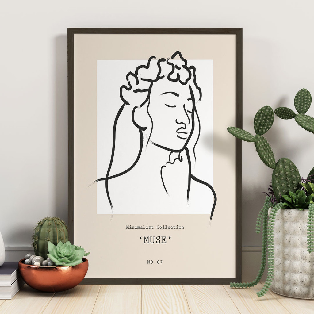 Muse, Minimalist Collection No. 07