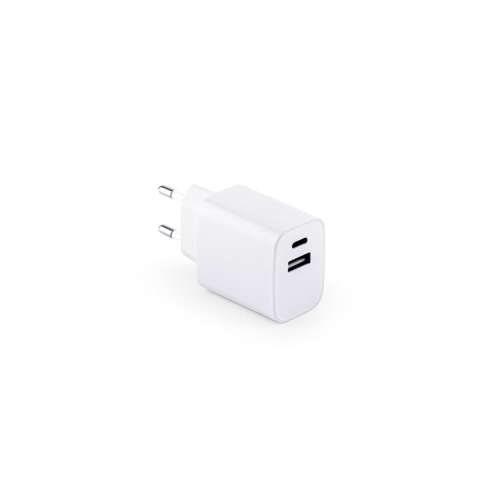 WEGENER. Προσαρμογέας ρεύματος με θύρα USB-A 18W και USB-C 20W σε 100% rABS