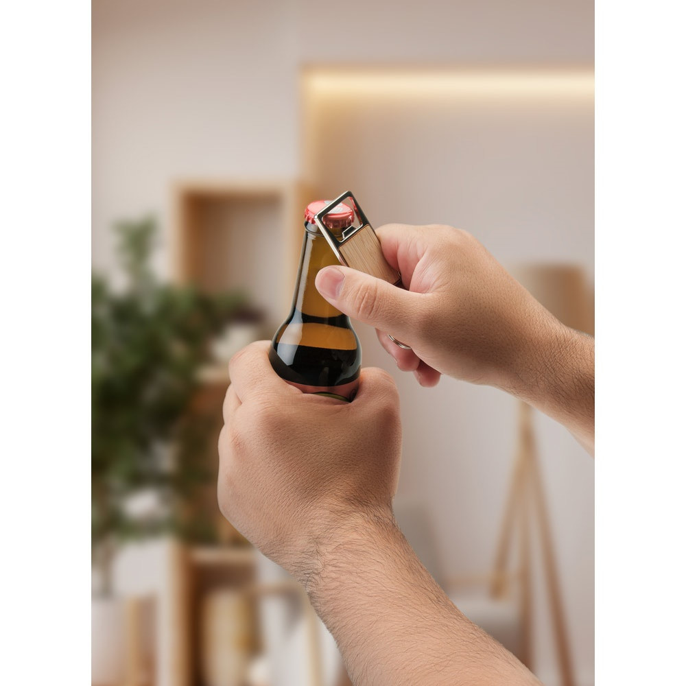 SYLVESTER. Ορθογώνιο σιδερένιο μπρελόκ με ανοιχτήρι μπουκαλιών