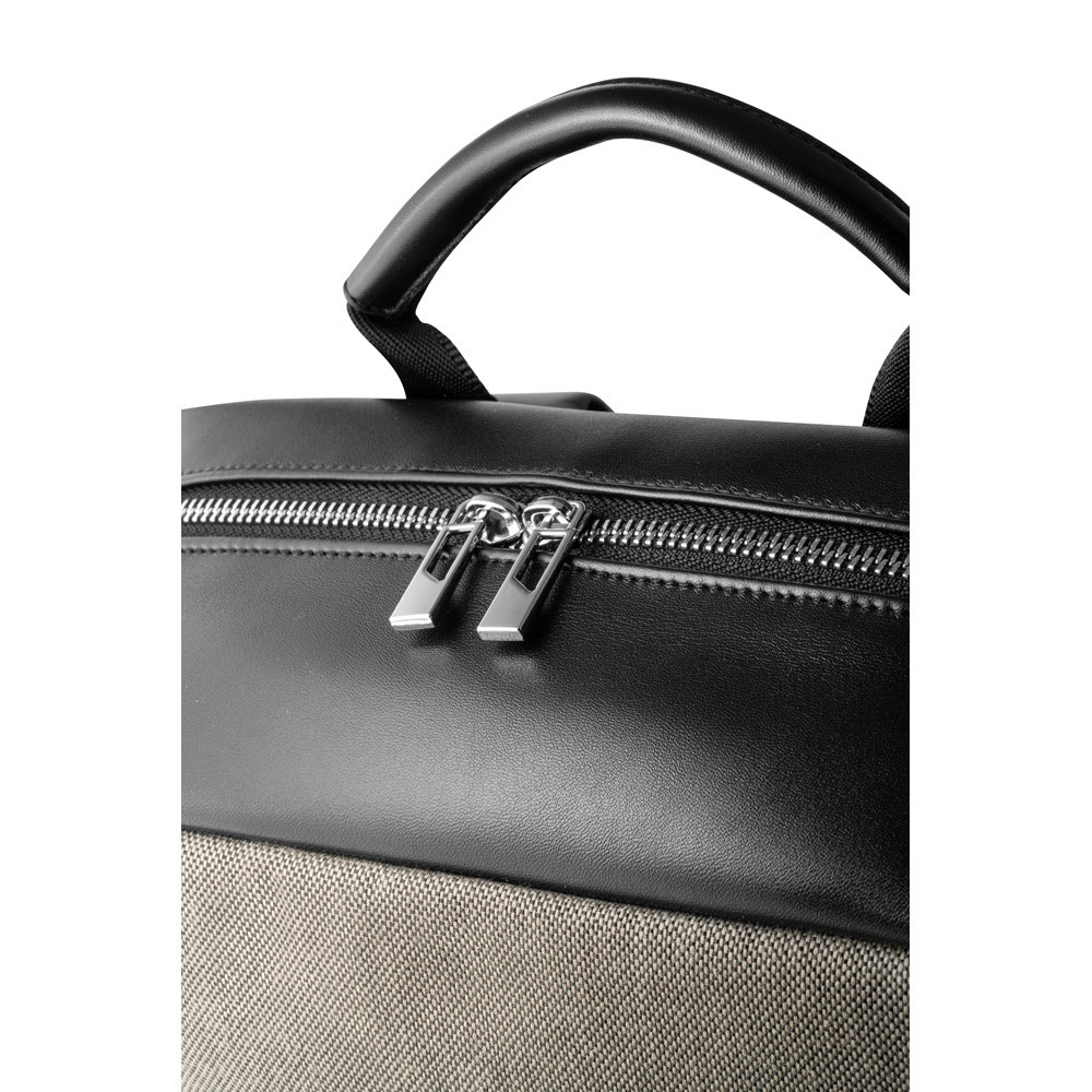 DIVERGENT BACKPACK II. Σακίδιο πλάτης για laptop έως 15.6'' σε ύφασμα και PU