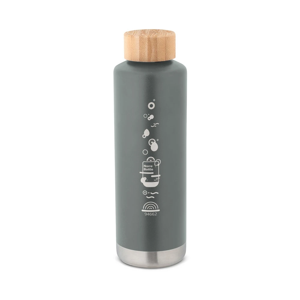 NORRE BOTTLE. Μπουκάλι vacuum από ανοξείδωτο ατσάλι (36% ανακυκλωμένο) διπλού τοιχώματος 640 mL