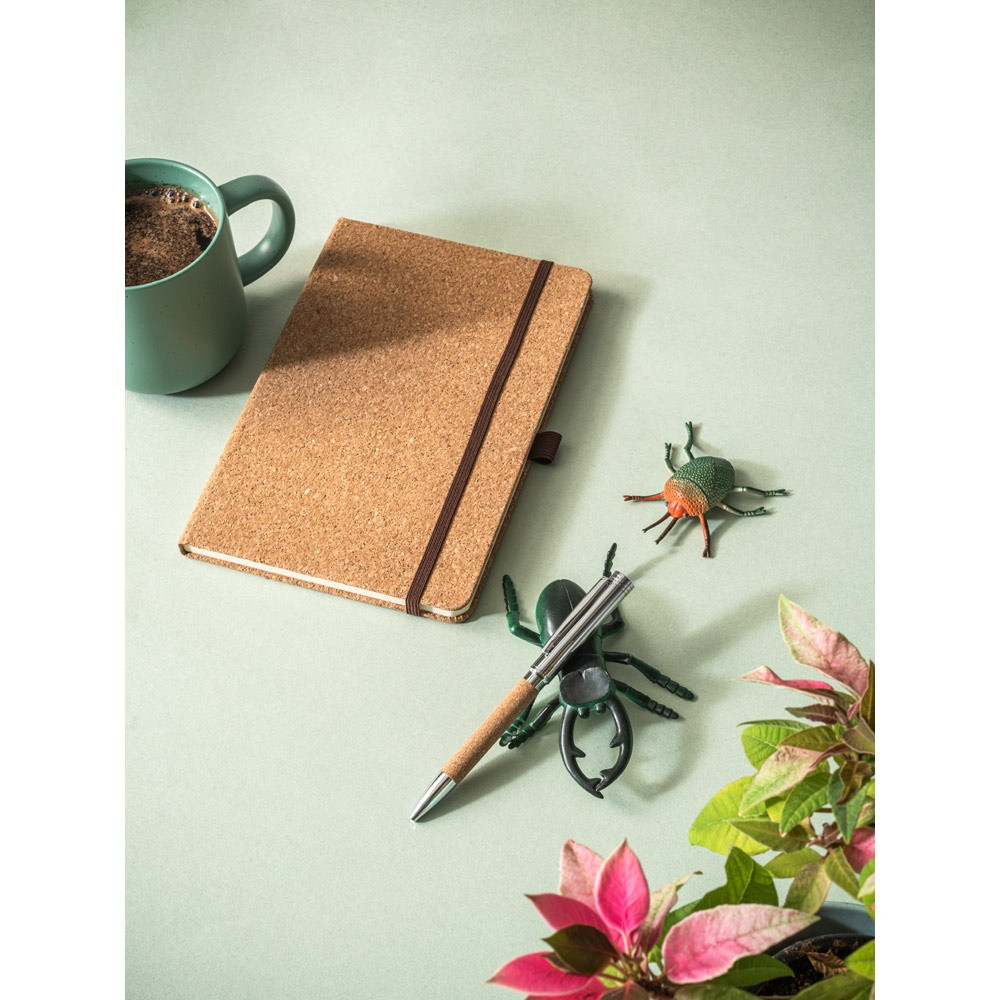 CORKO. Στυλό με στυλό από φελλό και μέταλλο με μηχανισμό περιστροφής
