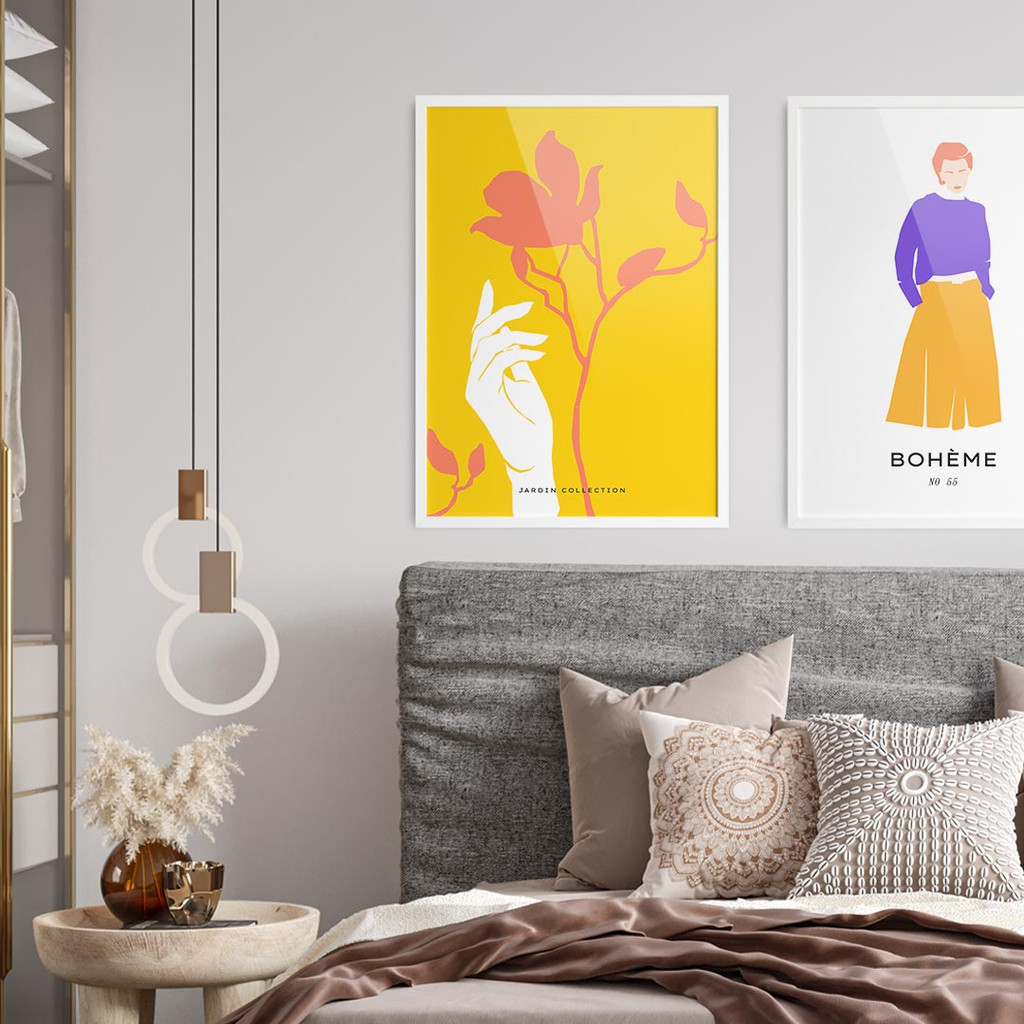 Jardin Hands on Flowers