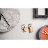 STEWIE ROUND. Στρογγυλό μπρελόκ από ξύλο οξιάς