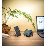 WARSHEL 10. Μαγνητικό power bank 10'000 mAh με ασύρματο φορτιστή 15W superfast από ανακυκλωμένο ABS (100% rABS) με βάση στήριξης