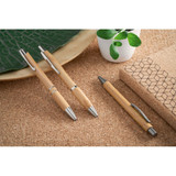 BETA BAMBOO. Μπαμπού στυλό με κλιπ και μεταλλικές λεπτομέρειες