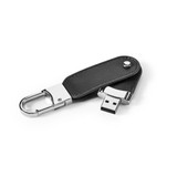 BRAGG 8GB. Μνήμη USB με 8GB σε PU και με κλιπ καραμπίνερ