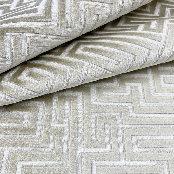 UPHOLSTERY:DULUTH BG