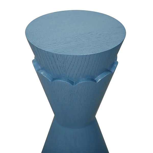 VIVIENNE BL