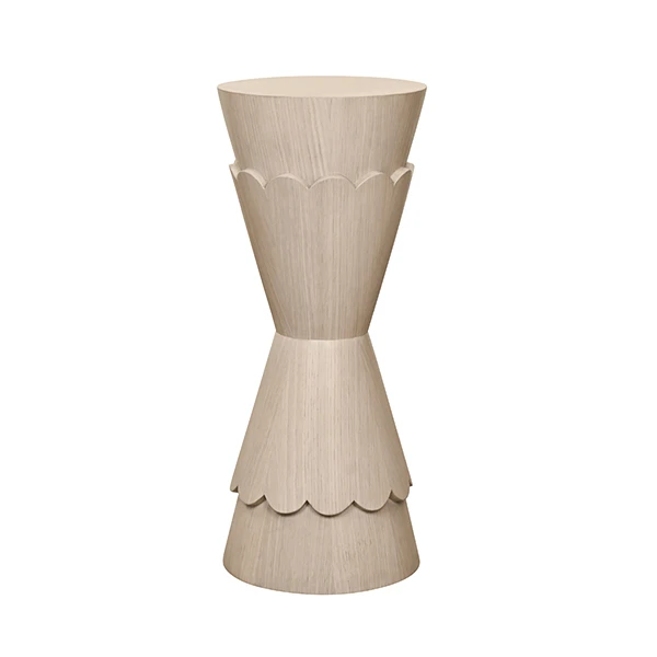 VIVIENNE WO