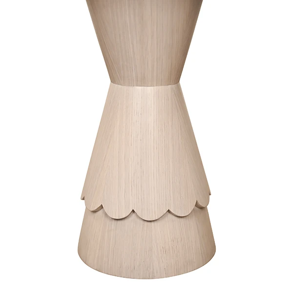 VIVIENNE WO
