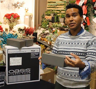Jimmy Guzman talks Oasis® Midnight Floral Foam