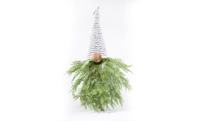 28in Tall Hanging Gnome Tree