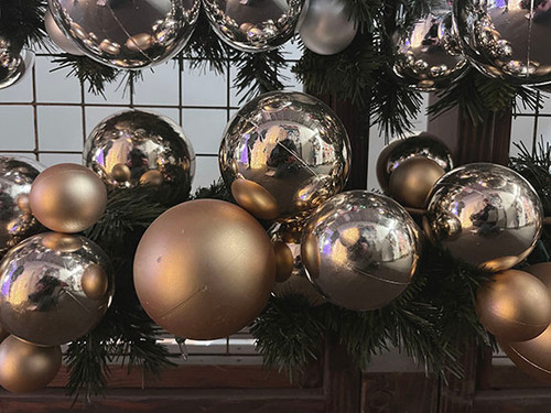 10ft Mixed Ball Garland - Matte and Shiny Gold