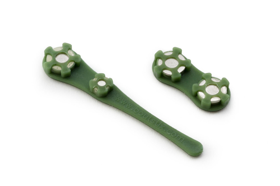 2.25in Bout Stix Magnetic Boutonniere Pins (Pack of 7)