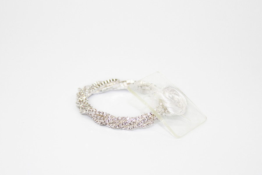 Crystal Twist Stretch Wristlet - Silver