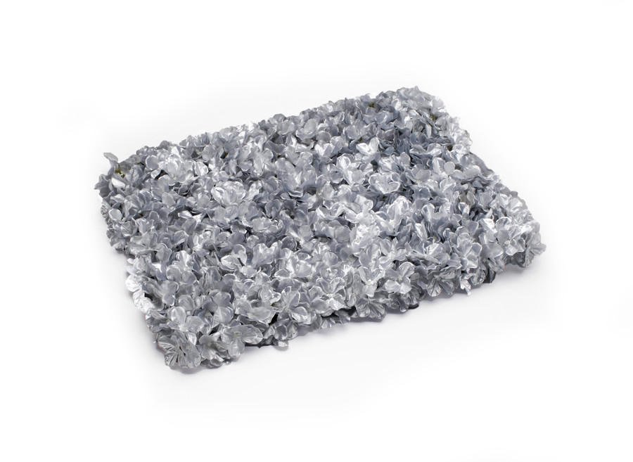 26x19in Metallic Hydrangea Mat - Silver