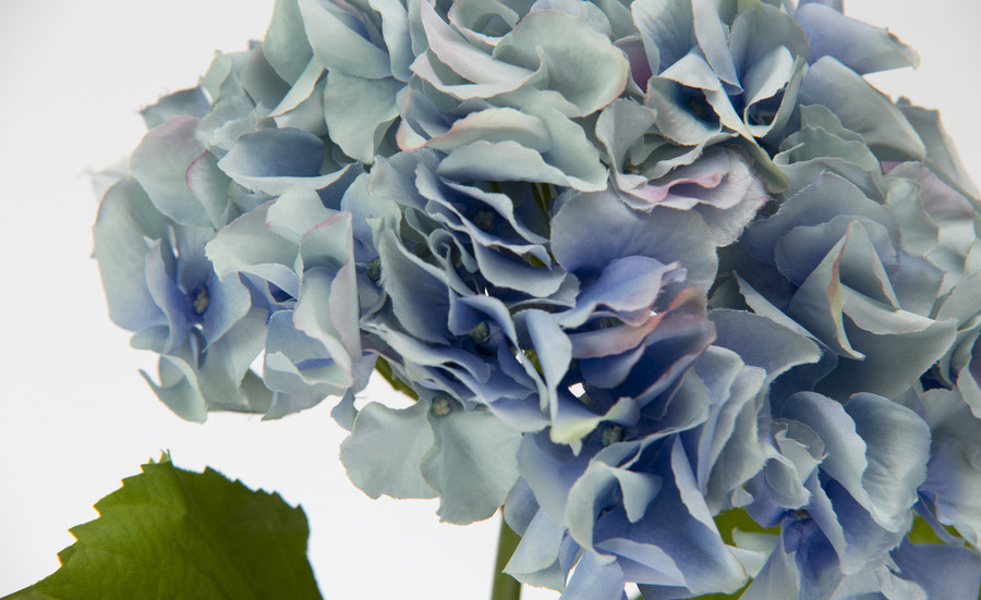 28in Hydrangea Stem - Light Blue