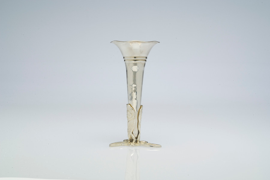 Pearl Elegance Wristlet Cuff