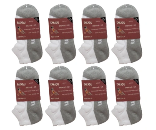 Bulk Buy - 8 pairs of sports socks 