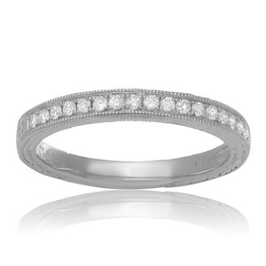 Milgrain Round Cut Diamond Band in 14KT Gold ur1793wb