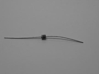 Tubular Capacitor 2.2 PF 500V by Airco