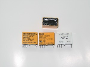 Relay HB2E-DC12V sub : HB2-DC12V MR52-12S
Relay HB2E-DC12V DPDT 12 volt relay made by Matsushita, Aromat, Panasonic and Nais. We have used these hard to find relays to sub for HB2-DC12, NEC MR52-12S and HB2-12V as a direct replacement . It is up to the purchaser to determine if these are suitiable for there needs.