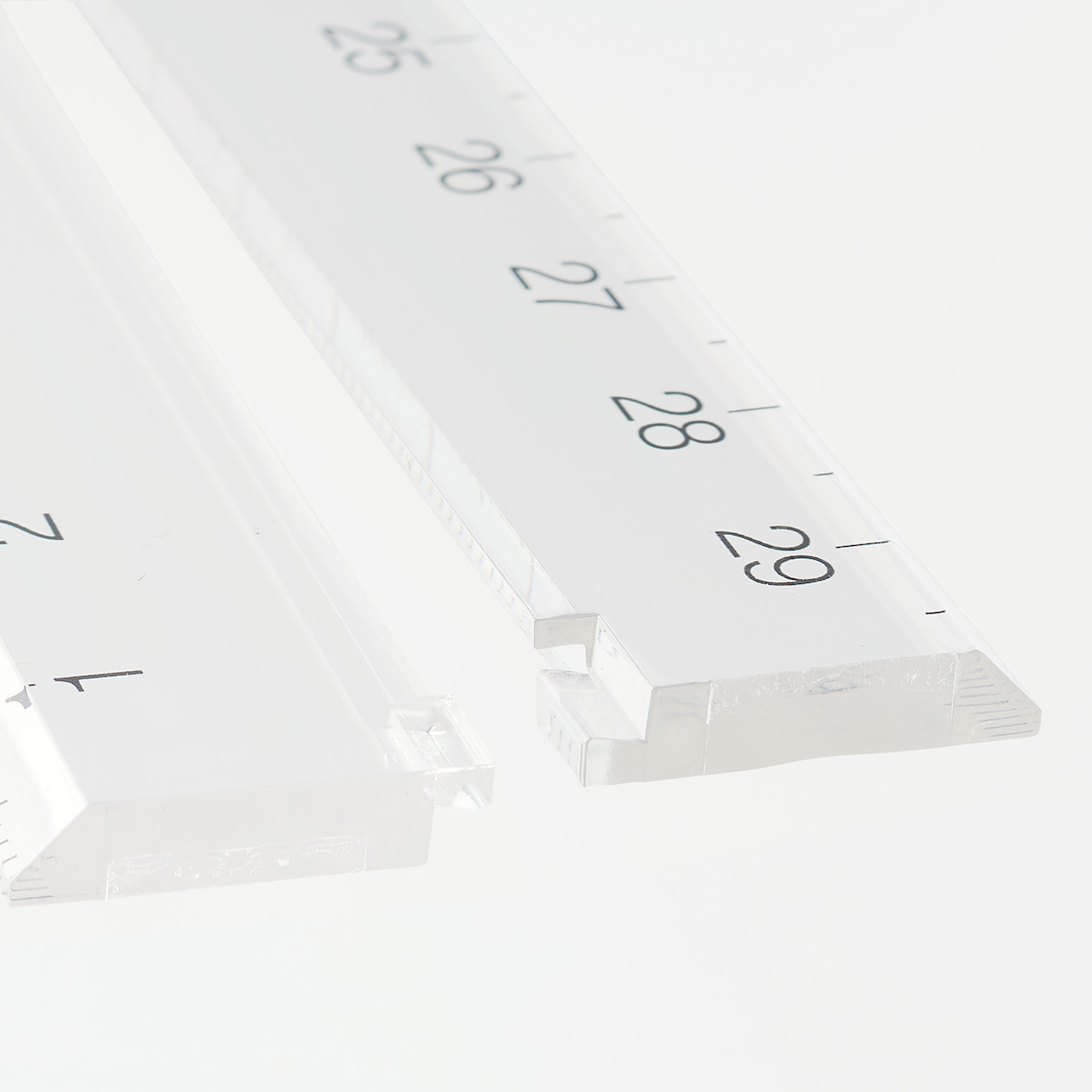 double-r-gle-en-polycarbonate-muji