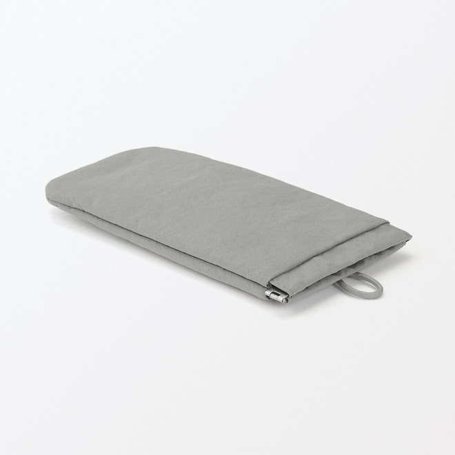 Gris