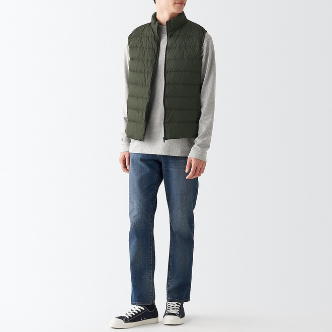 Doudoune légère pliable en nylon recyclé col montant homme