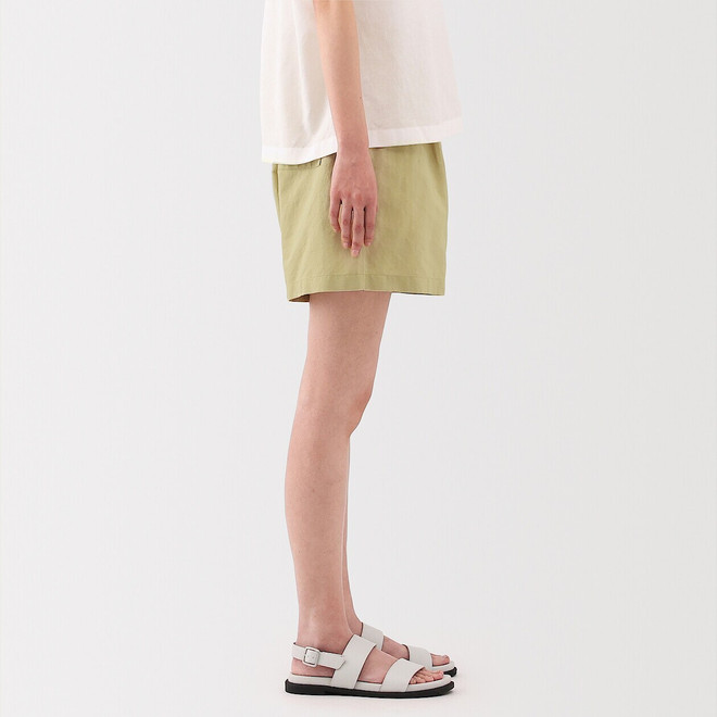 Short à taille élastique en chanvre mélangé pour femme