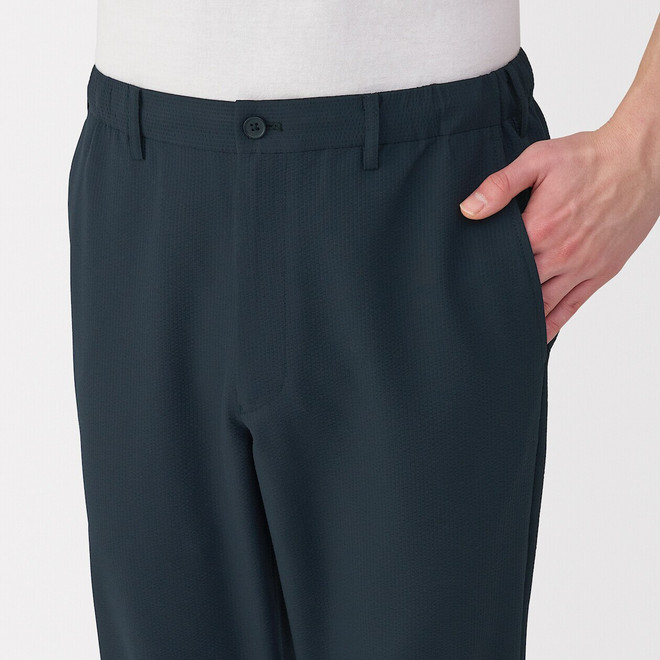 Pantalon à coupe fuselée en mélange Seersucker pour homme