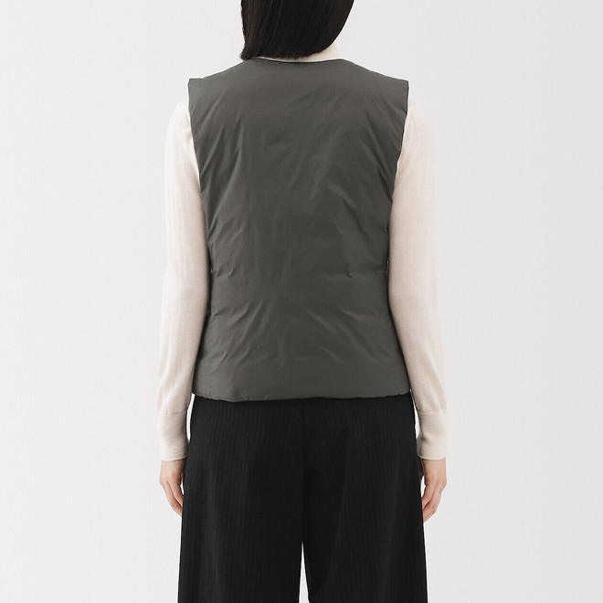 Doudoune légère pliable en nylon recyclé sans manche sans col pour femme