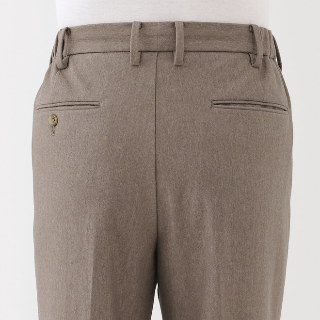 Pantalon plissé ajusté en stretch brossé pour homme