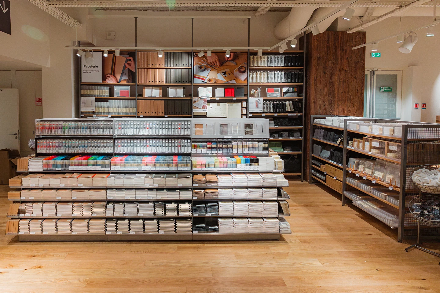 MUJI FAUBOURG SAINT-ANTOINE 02
