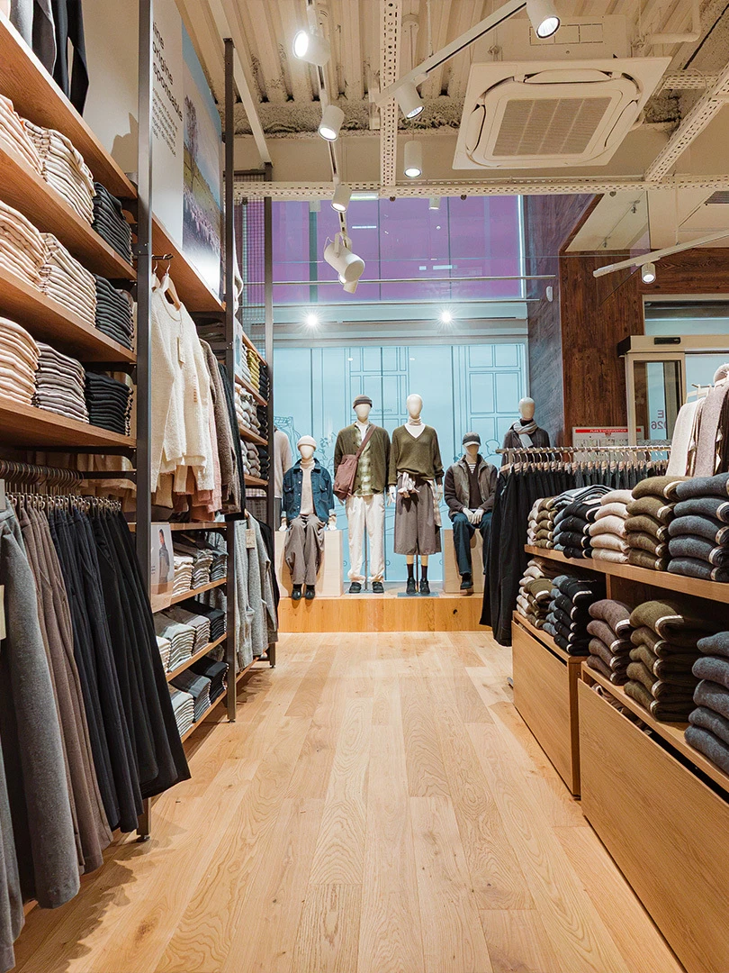 MUJI FAUBOURG SAINT-ANTOINE 01