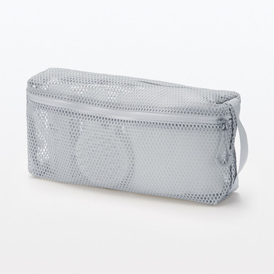 Trousse de toilette à suspendre avec poche amovible | MUJI