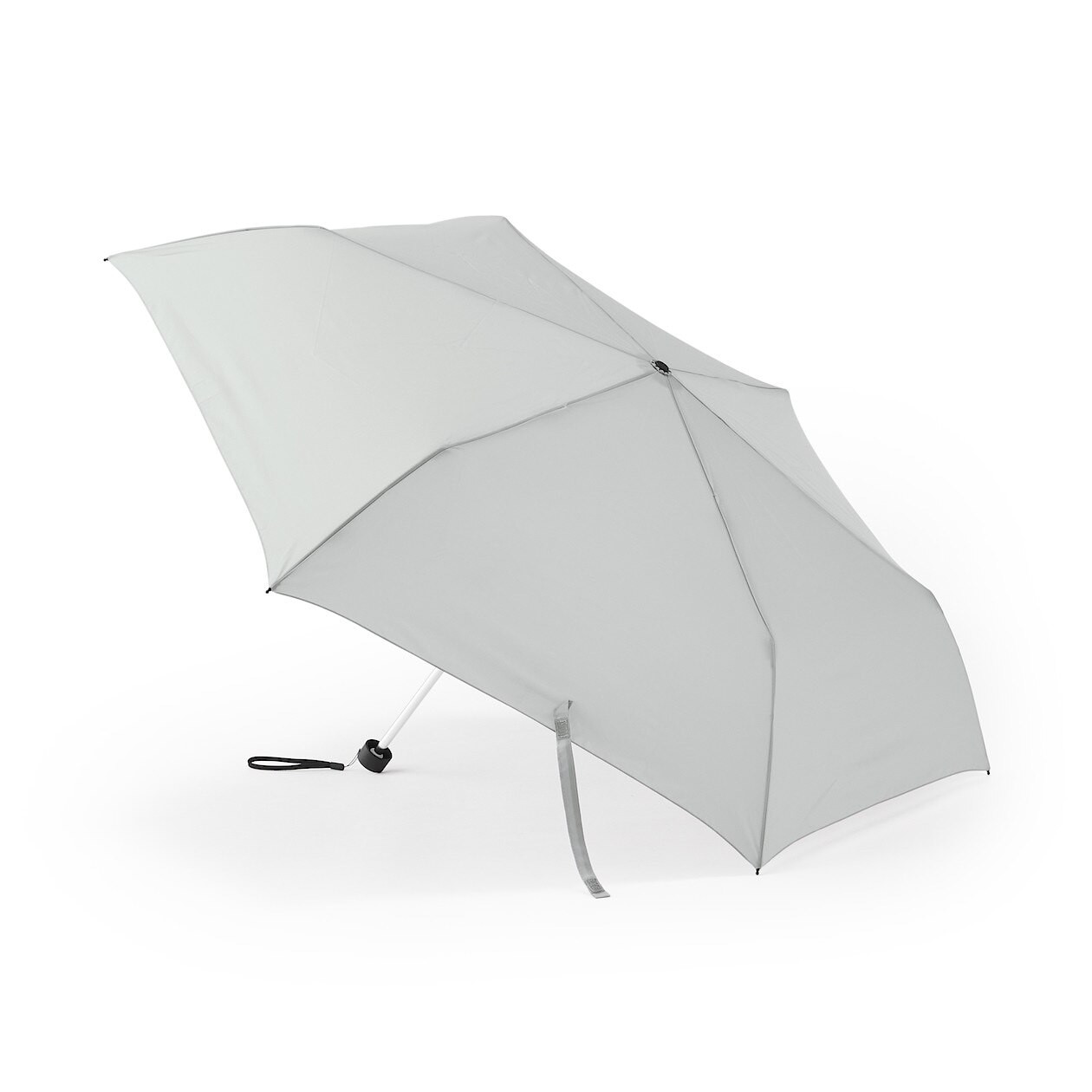 Parapluie compact pliable.