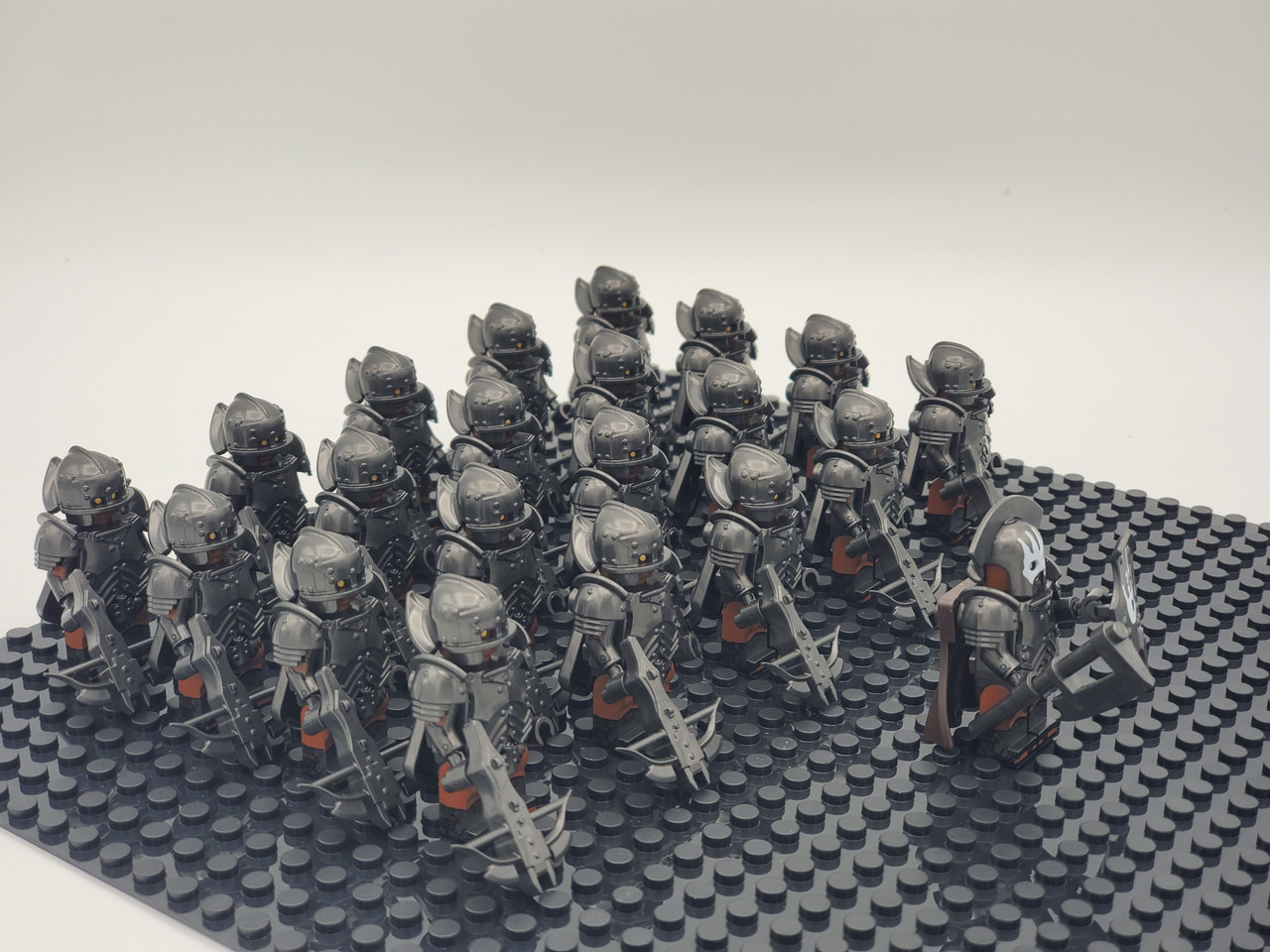 LOTR Orc Heavy Crossbows Infantry Army 21 Minifigures Set - J's