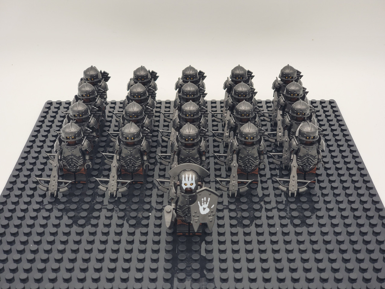 LOTR Orc Heavy Crossbows Infantry Army 21 Minifigures Set - J's