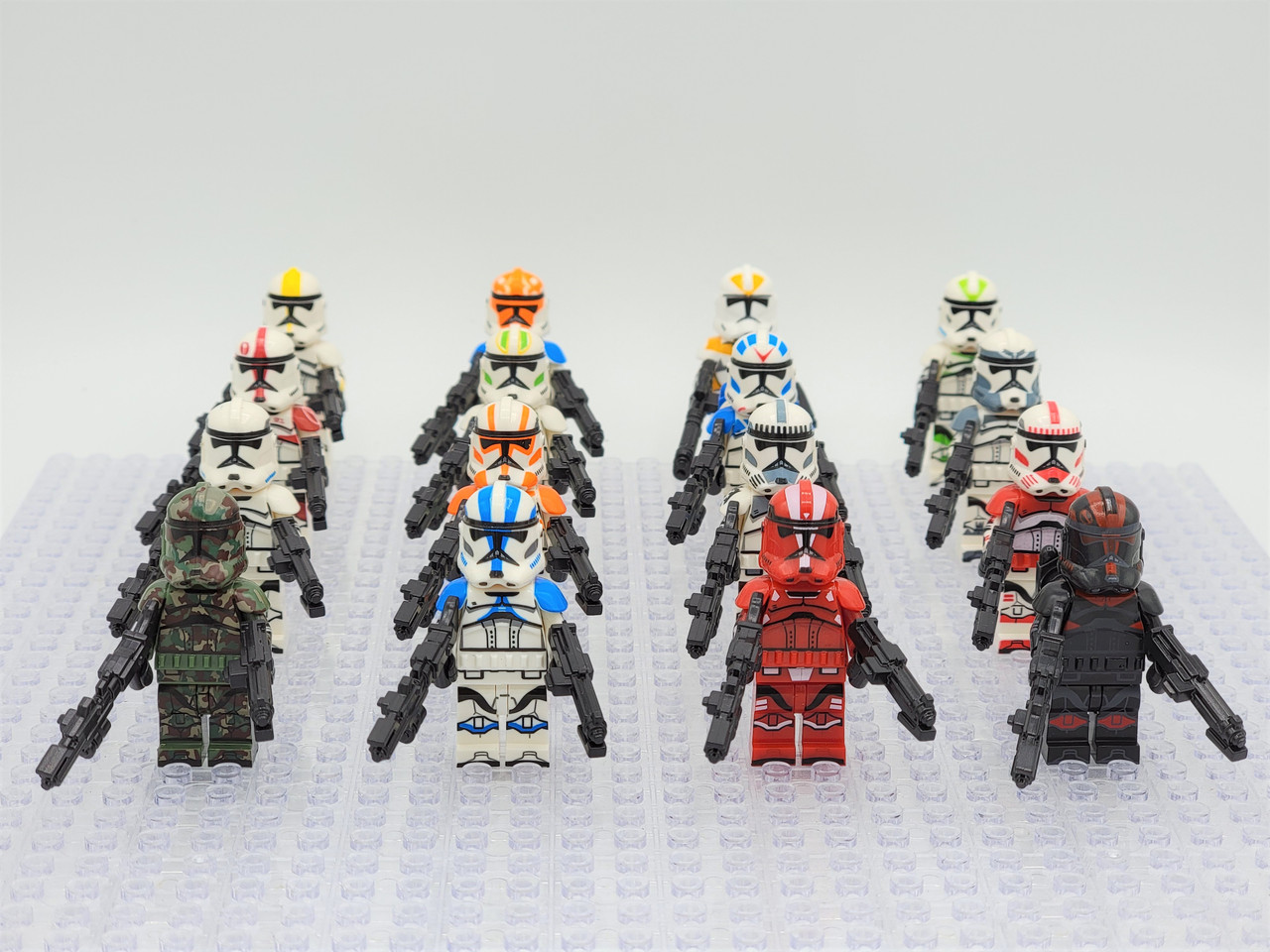 Star Wars Phase 2 Clone Troopers Assortment Set 16 Minifigures Set