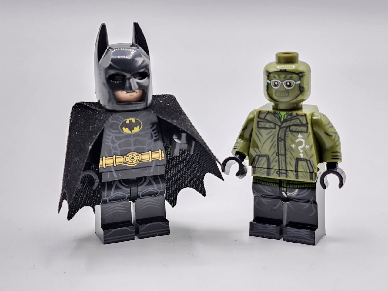Fixing LEGO The Batman (2022) Official Minifig vs. Custom 